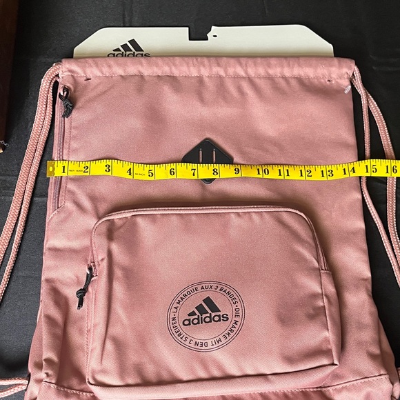 Adidas Drawstring Bag NWT - Picture 5 of 6